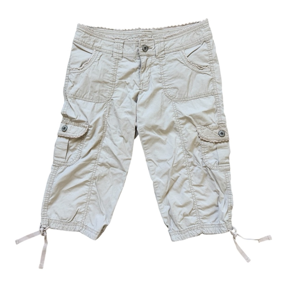 Arizona Jean Company Beige Cargo Capris